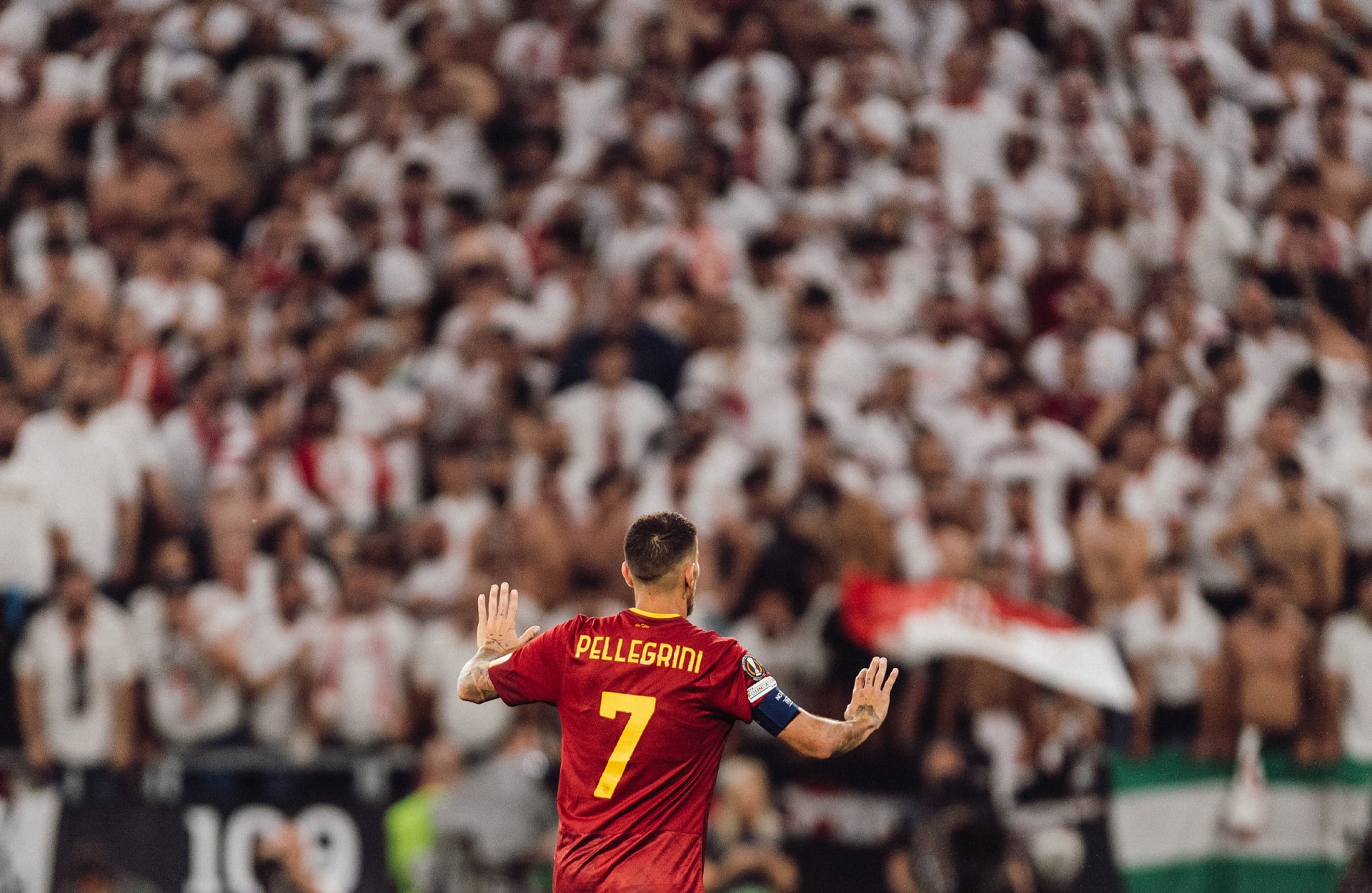 Framed #217: Sevilla v Roma - SoccerBible