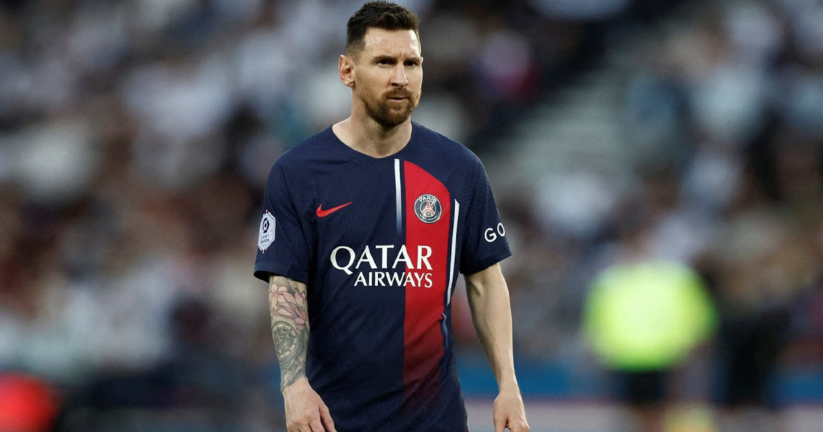 Messi's Inter Miami shirts sell out, fans have to wait until November to  get them