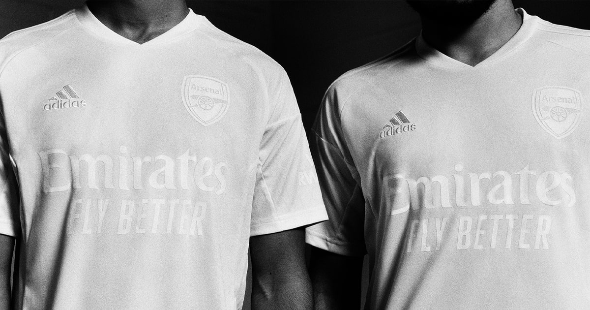 No More Red' Campaign Sees Arsenal Remove The Colour From Their Shirt -  SoccerBible