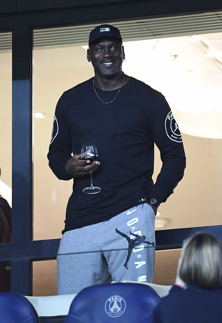 2-michael-jordan-psg-min-min.jpg