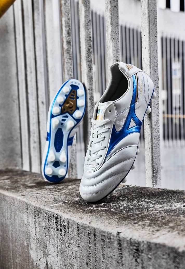 Mizuno Complete The Mugen Pack With The Morelia II SoccerBible