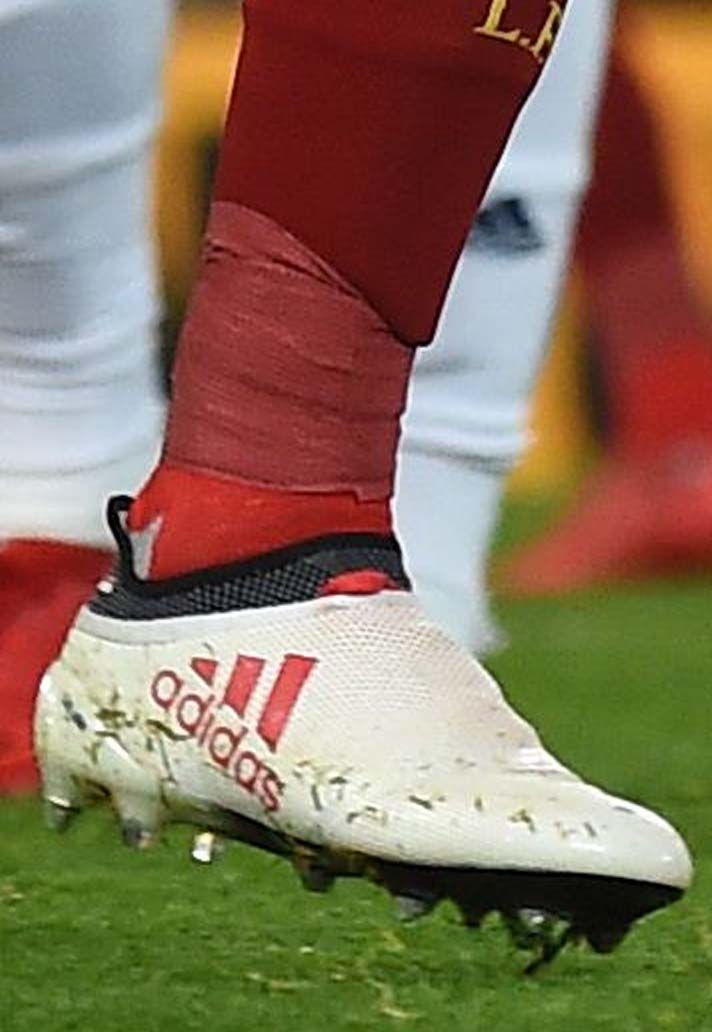 salah2-29-01-18-boot-spotting.jpg