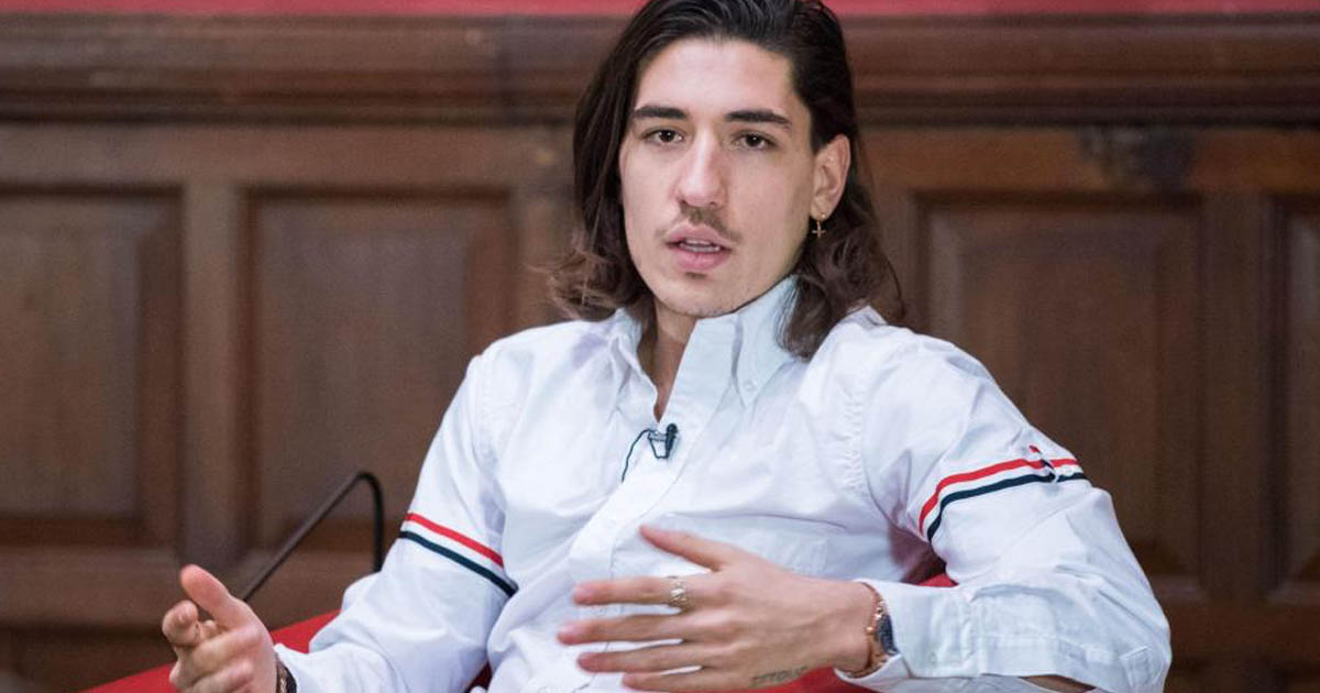Hector Bellerin Invites Liam Hodges To League Cup Game - SoccerBible