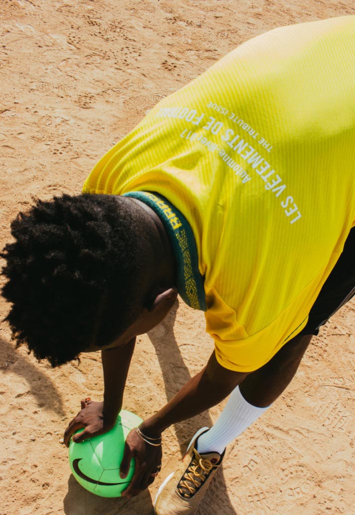 Les Vêtements de Football Shoot Latest Lookbook on Streets of São Paulo -  SoccerBible