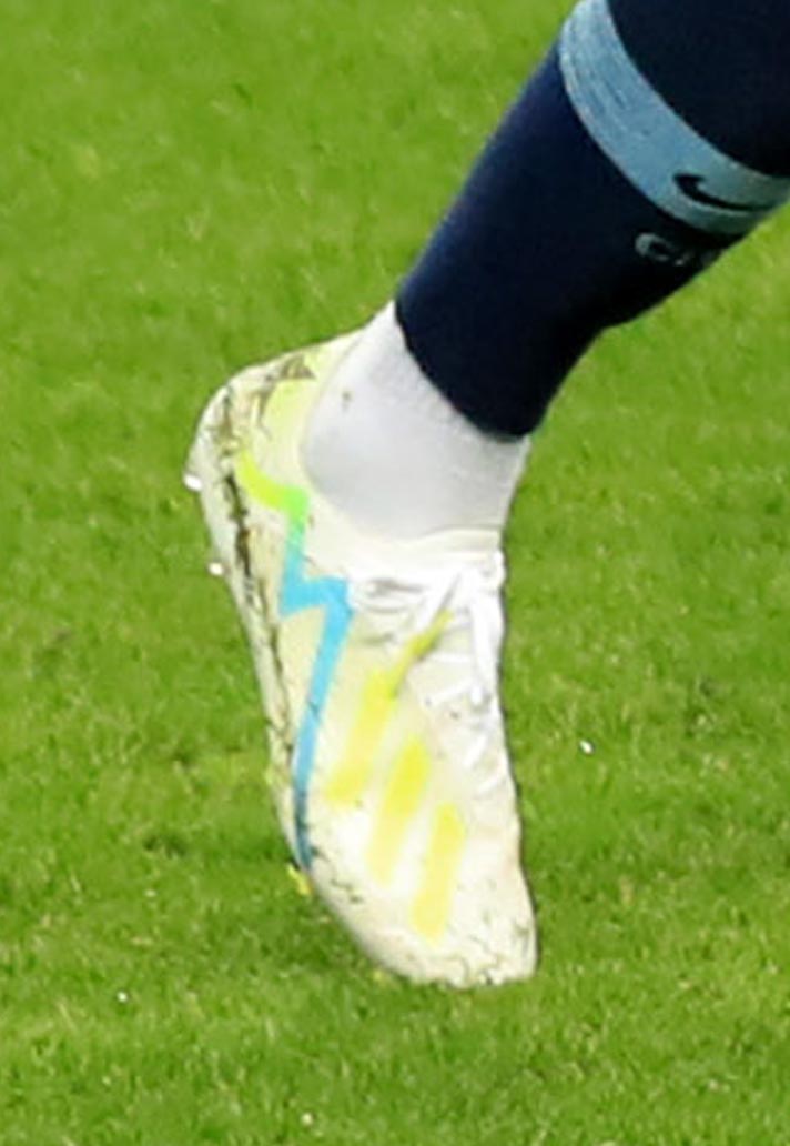 mendy2-boot-spotting-22-04-19.jpg