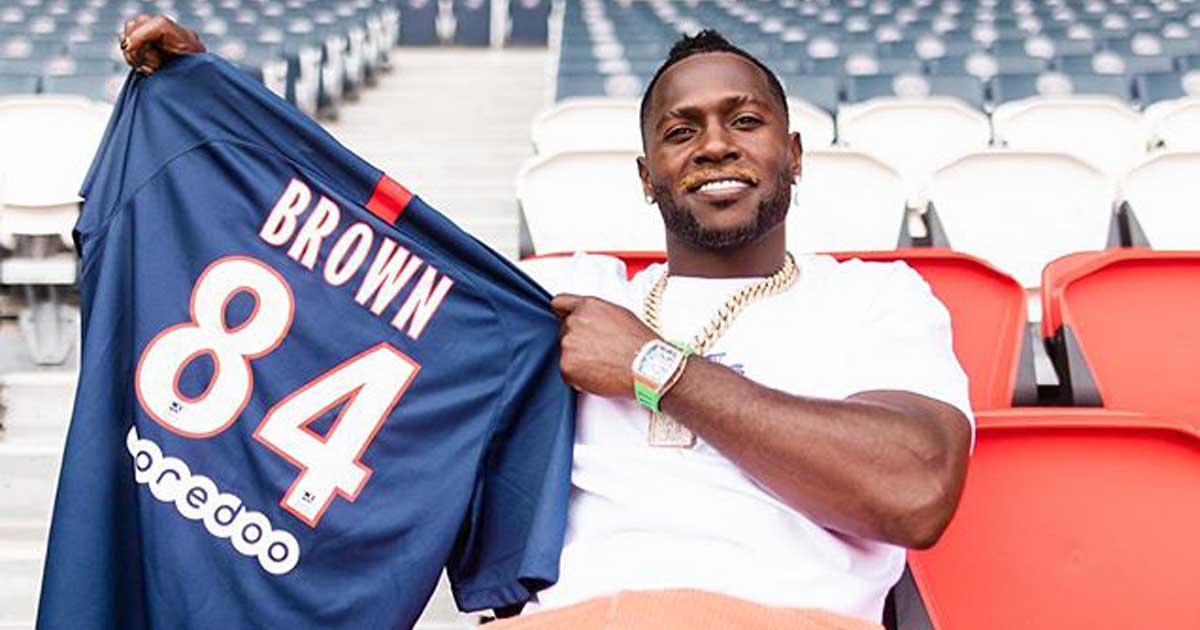 NFL Star Antonio Brown Visits PSG For His Birthday 